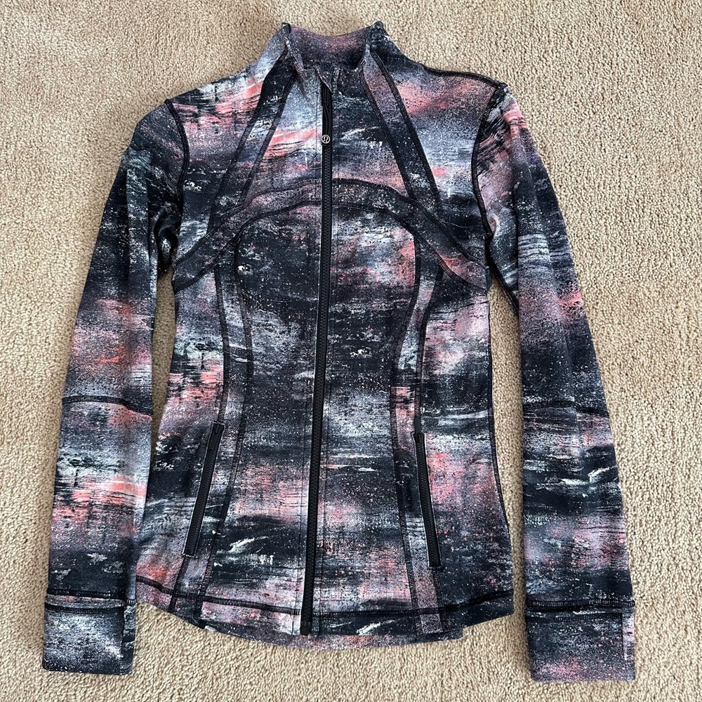 Lululemon Define Jacket in Azurite Poppy Coral multi - Picture 3 of 5